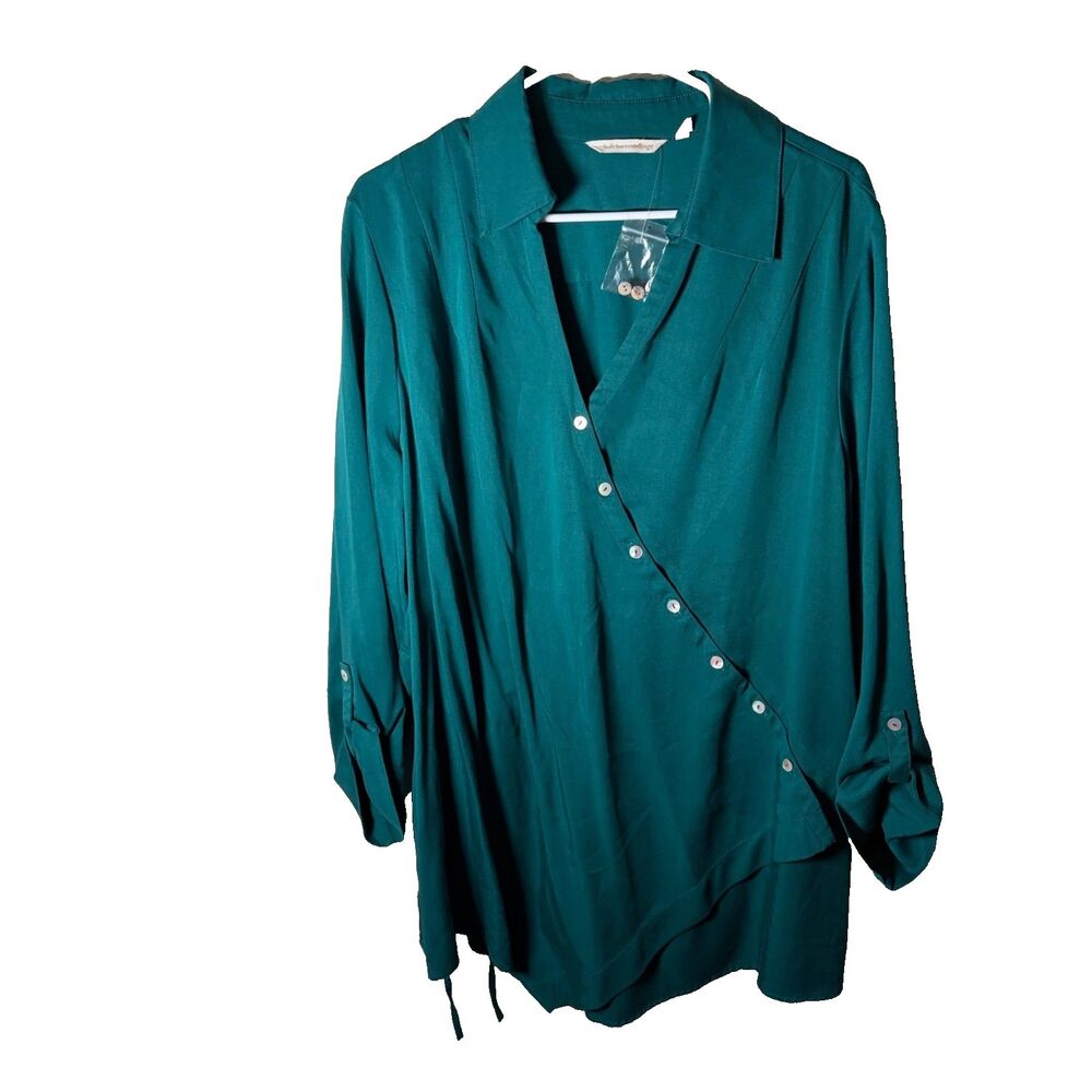 Soft Surroundings Blouse Women's 1X V-Neck Button Asymmetrical 3/4 Sleeve Green